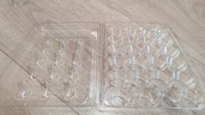 Caserole ouă de prepeliță 24 bucăți, plastic transparent