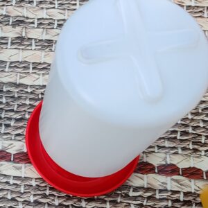 Adapatoare pentru gaini si prepelite de 1 litru